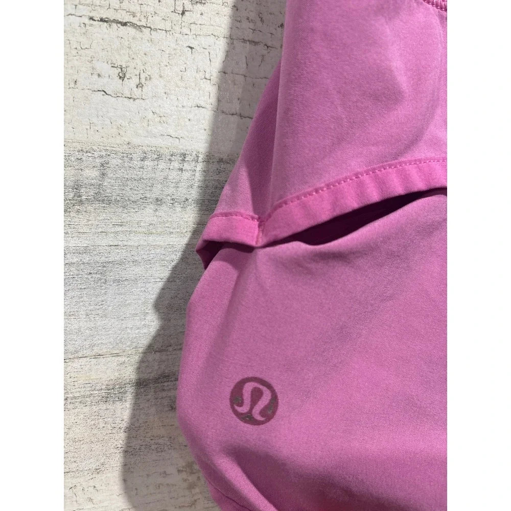 Lululemon Speed Up Shorts Womens 4‎ Pink Purple Geometric Athletic Run